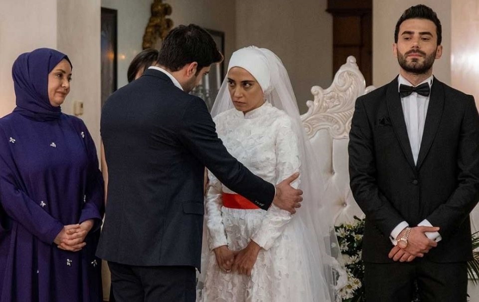 تماشا کنید: سریال شربت زغالاخته قسمت ۳۵۶ با دوبله فارسی