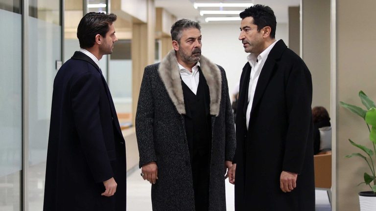قسمت ۲۰ سریال خانواده یک آزمون است (Aile Bir İmtihandır) با زیرنویس فارسی